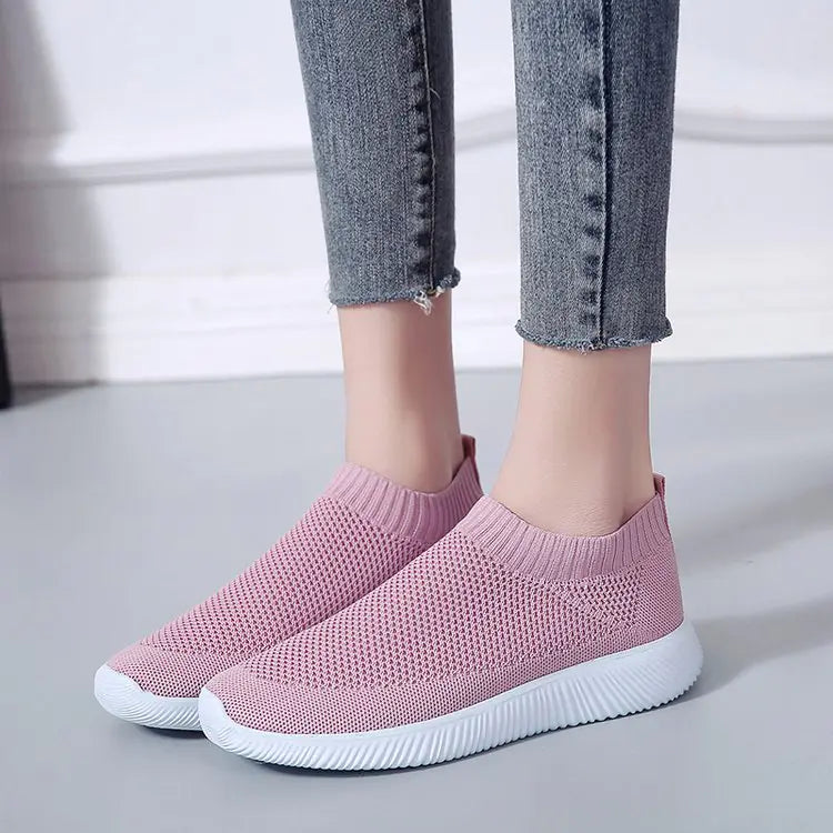 Breathable Mesh Slip-On Round Toe Flat Shoes